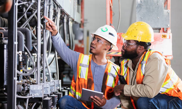 Best Licensed Electrician  in Hubbard, TX